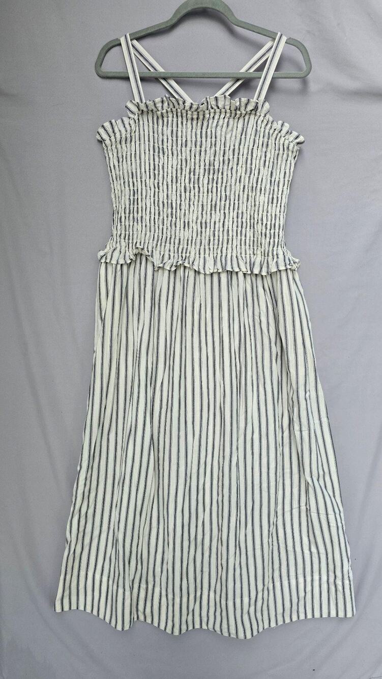 Dress Womens XXL Ruffle Striped Smocked Square Neck Universal Thread Sundress